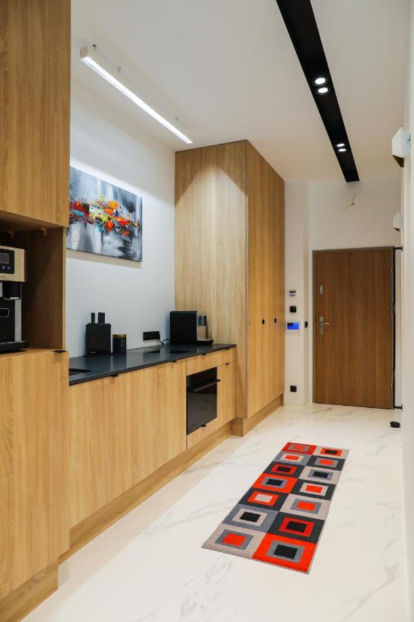 Apartament Ksiezycowy Z Jacuzzi Újszandec Kültér fotó